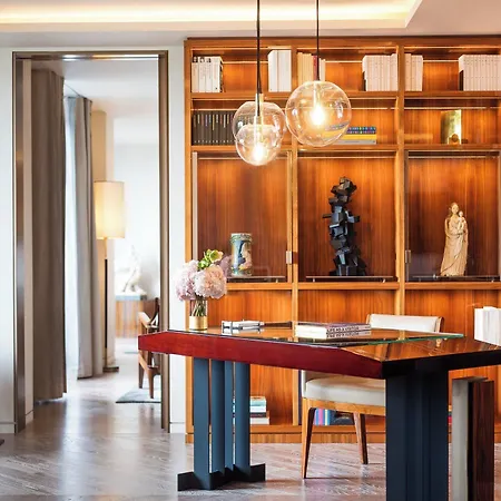 Mandarin Oriental Lutetia, Hotel