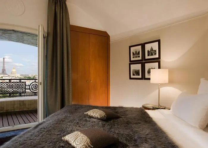 Отель Mandarin Oriental Lutetia,
